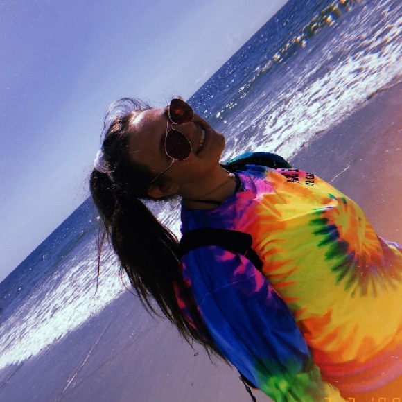 Meet your Posher, Mandy - Picture 1 of 1